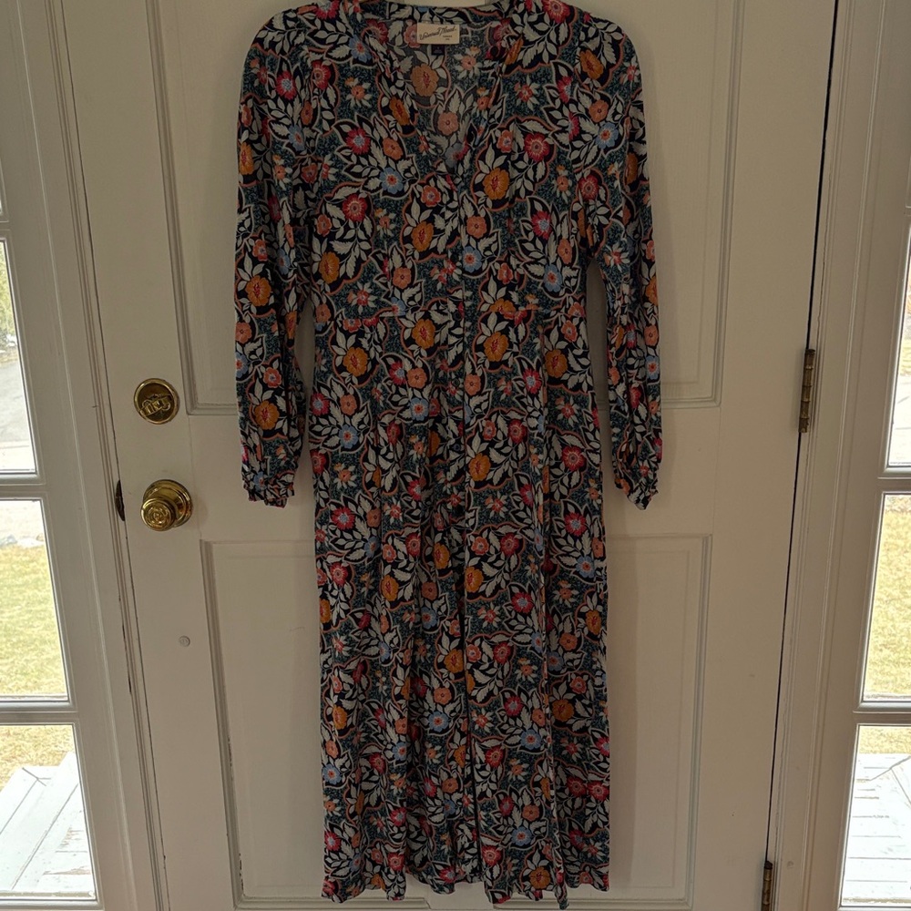 Universal thread Floral Long Sleeve Dress.